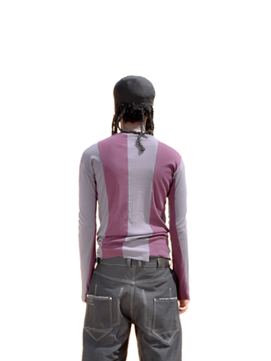 dark grey/burgundy red